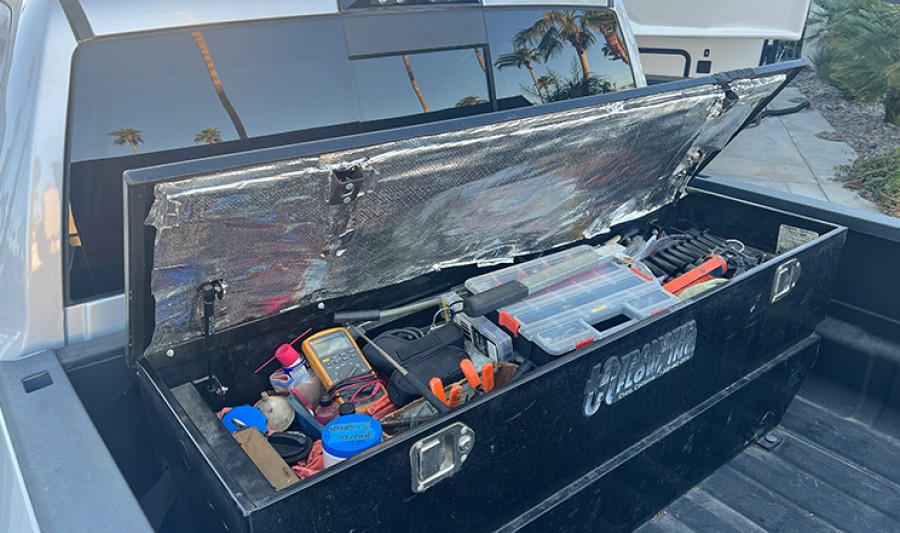 tool box in bed of truck