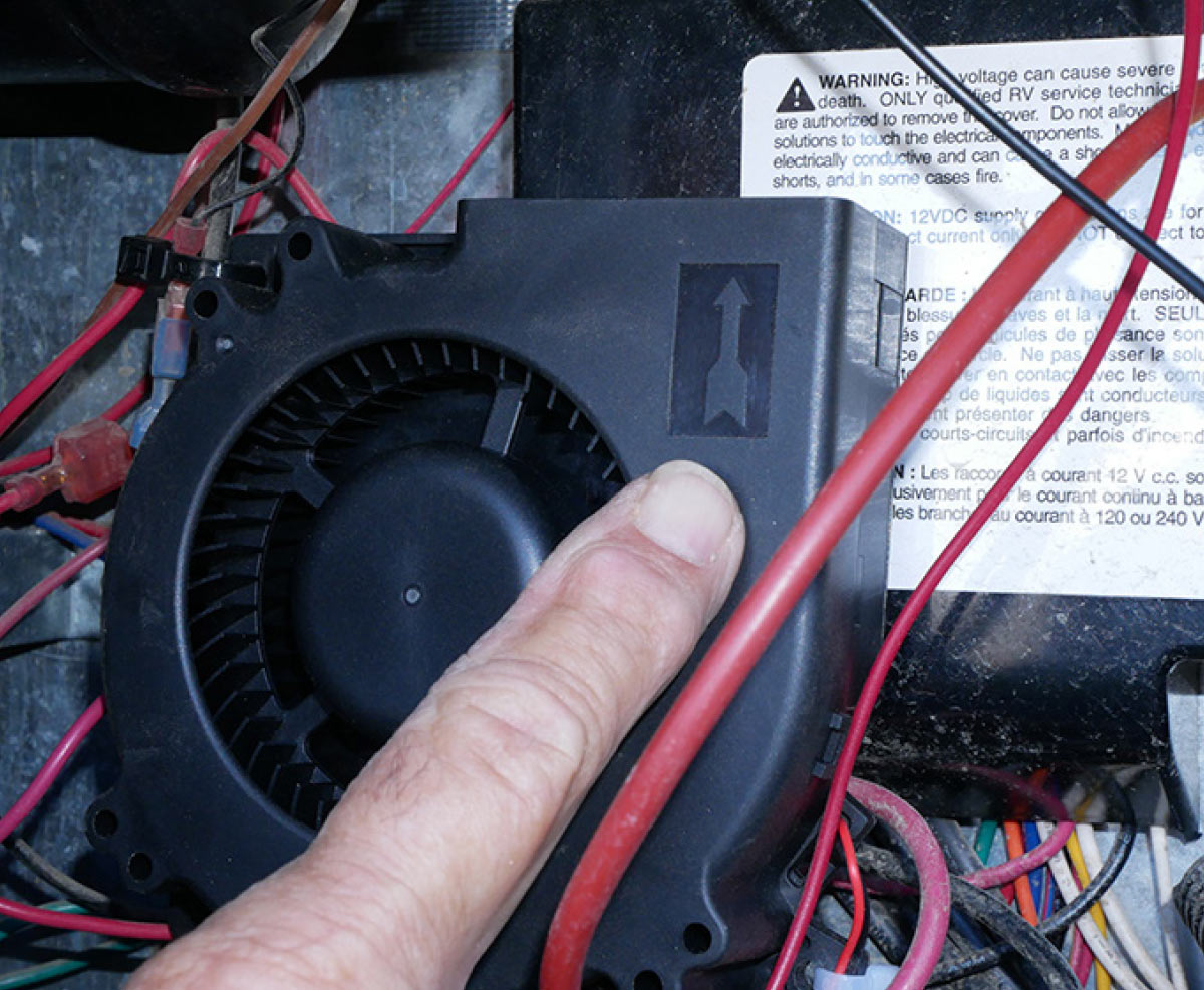 arrow molded into the fan housing